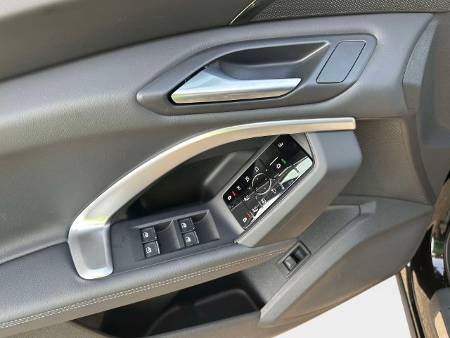 Certified 2025 Audi Q5 Premium w/ Convenience Package AWD/4WD image 19