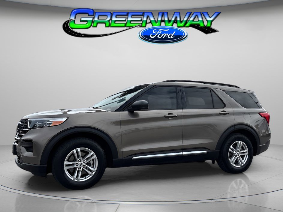 Used 2021 Ford Explorer XLT image 1