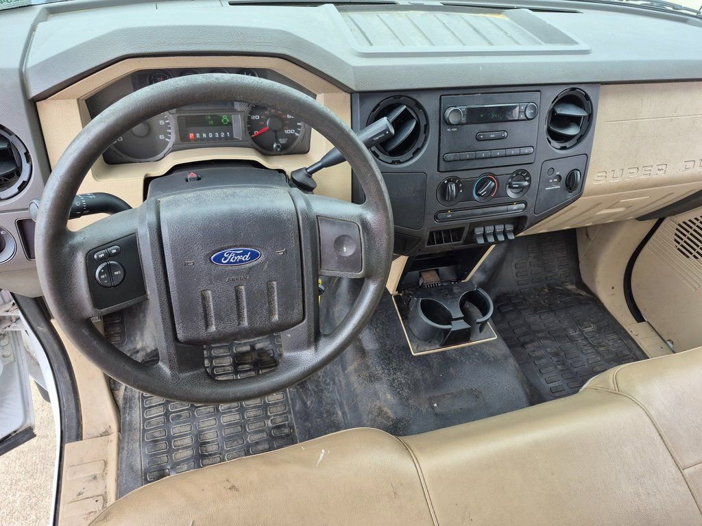 Used 2009 Ford F450 XL image 2