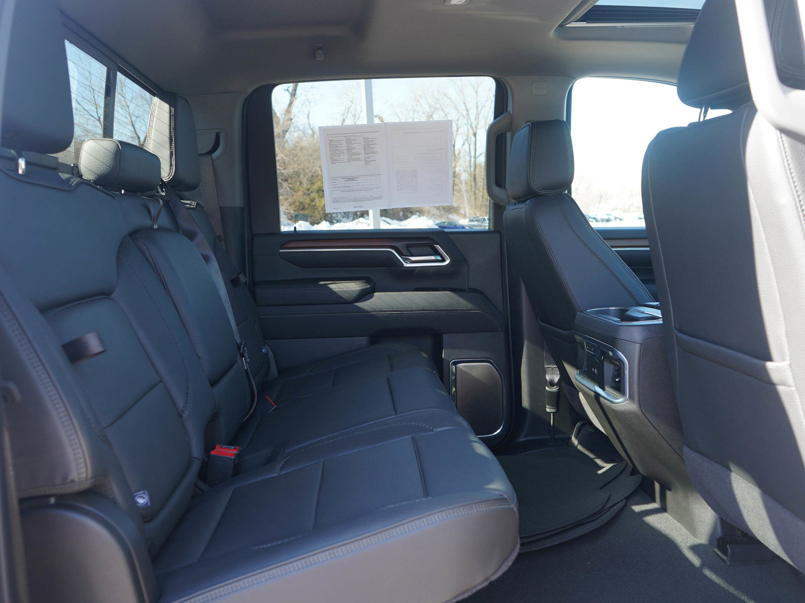 Used 2025 GMC Sierra 3500 Denali w/ Denali Reserve Package image 15