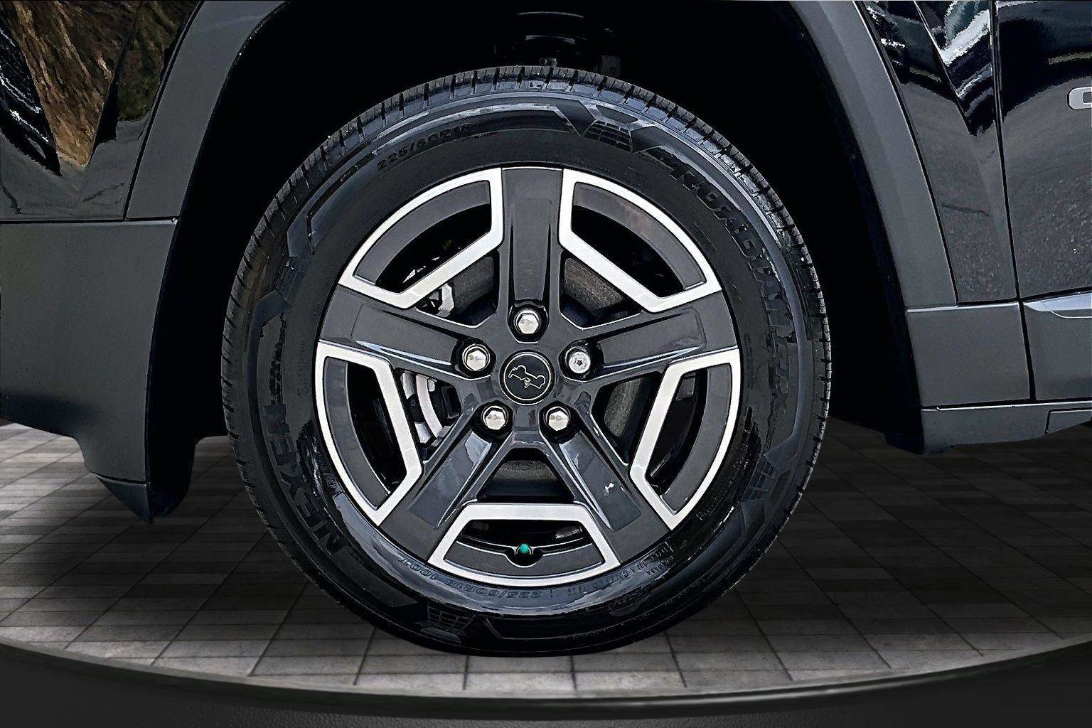 New 2026 Jeep Cherokee Limited image 12