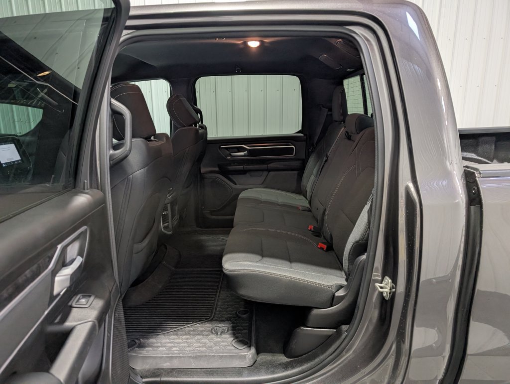 Used 2023 RAM 1500 Big Horn AWD/4WD image 10