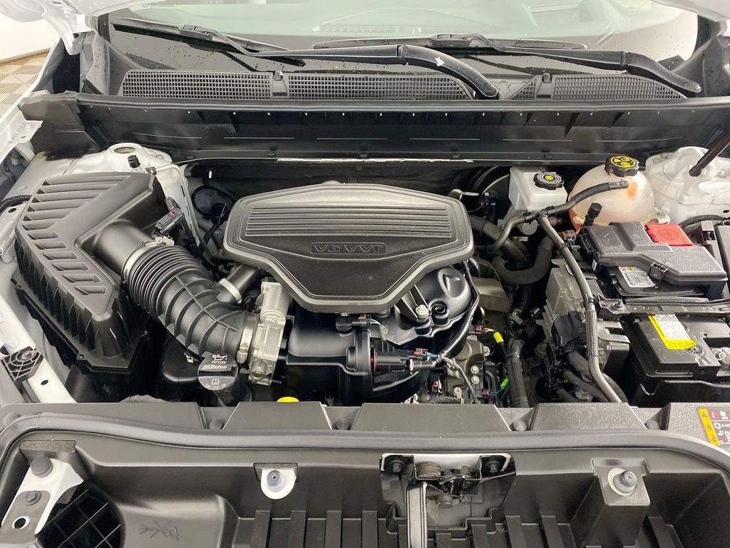 Used 2023 GMC Acadia AT4 w/ Technology Package image 25