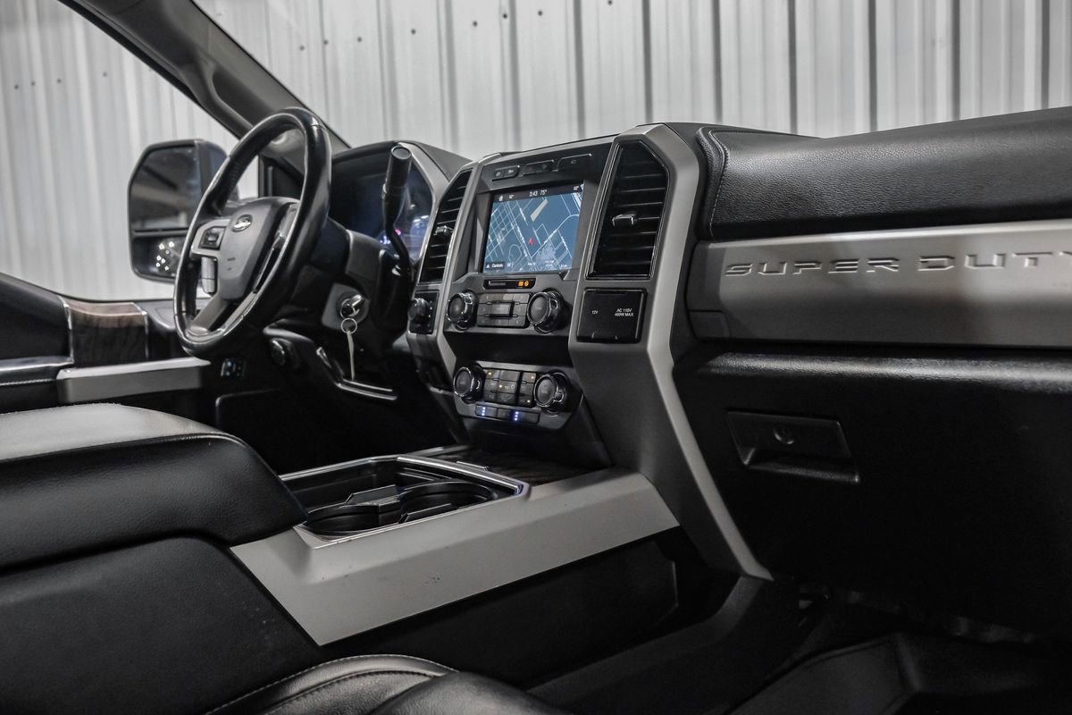 Used 2019 Ford F250 Lariat w/ Lariat Value Package image 13
