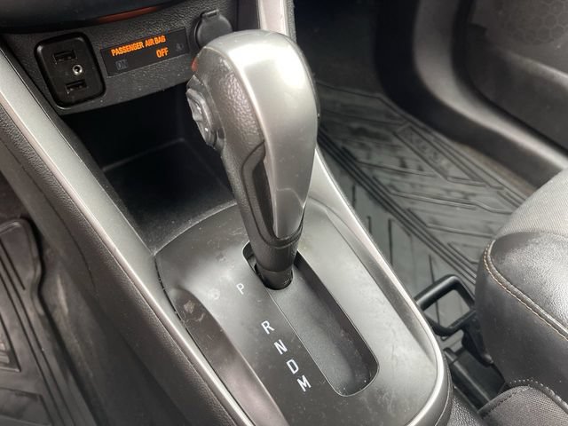 Used 2019 Chevrolet Trax LT w/ LT Convenience Package FWD image 16