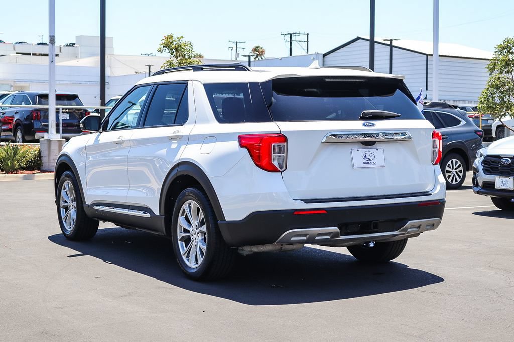 Used 2023 Ford Explorer XLT w/ Equipment Group 202A RWD image 7