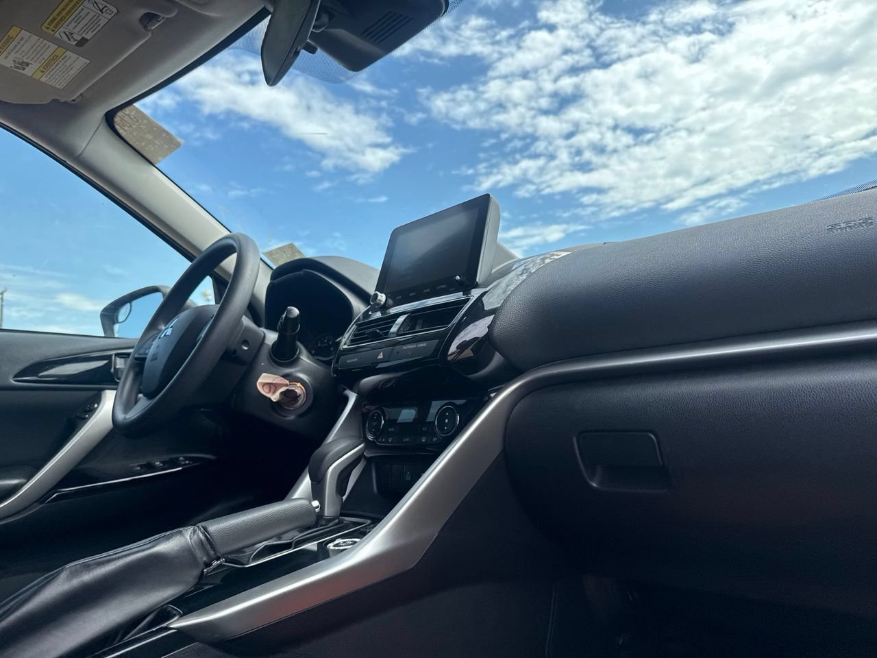 Used 2023 Mitsubishi Eclipse Cross LE AWD/4WD image 23