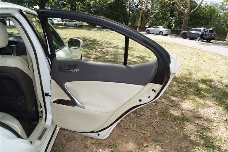 Used 2011 Lexus IS 250 AWD image 26
