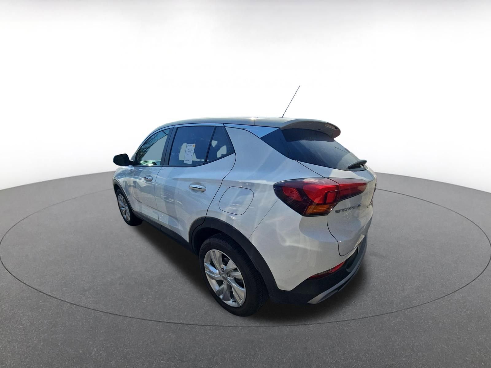 Used 2025 Buick Encore GX Preferred image 4