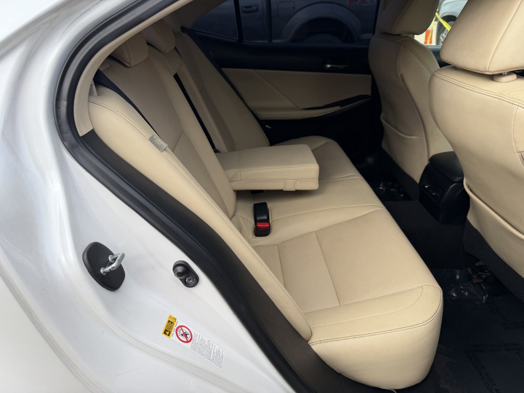 Used 2016 Lexus IS 350 w/ Premium Package RWD image 25