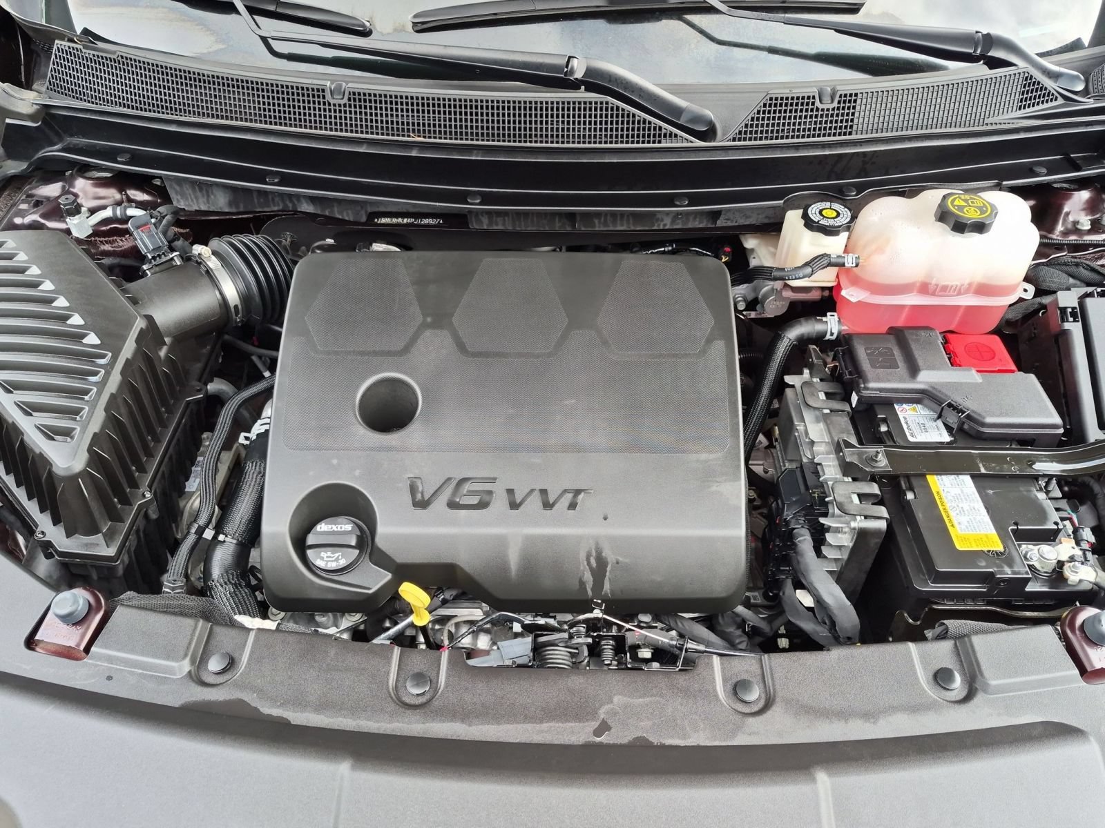 Used 2023 Chevrolet Traverse LT FWD image 29