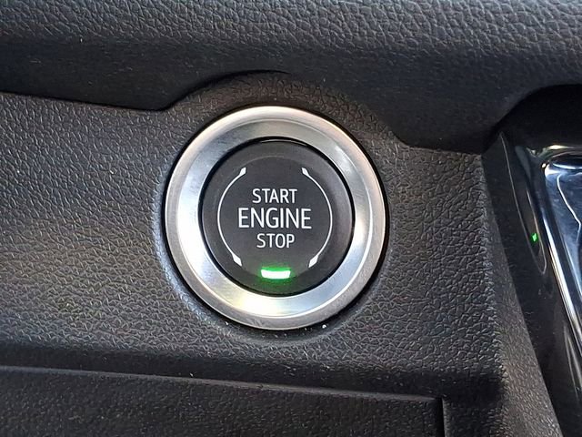 Certified 2025 Chevrolet Traverse LT image 28