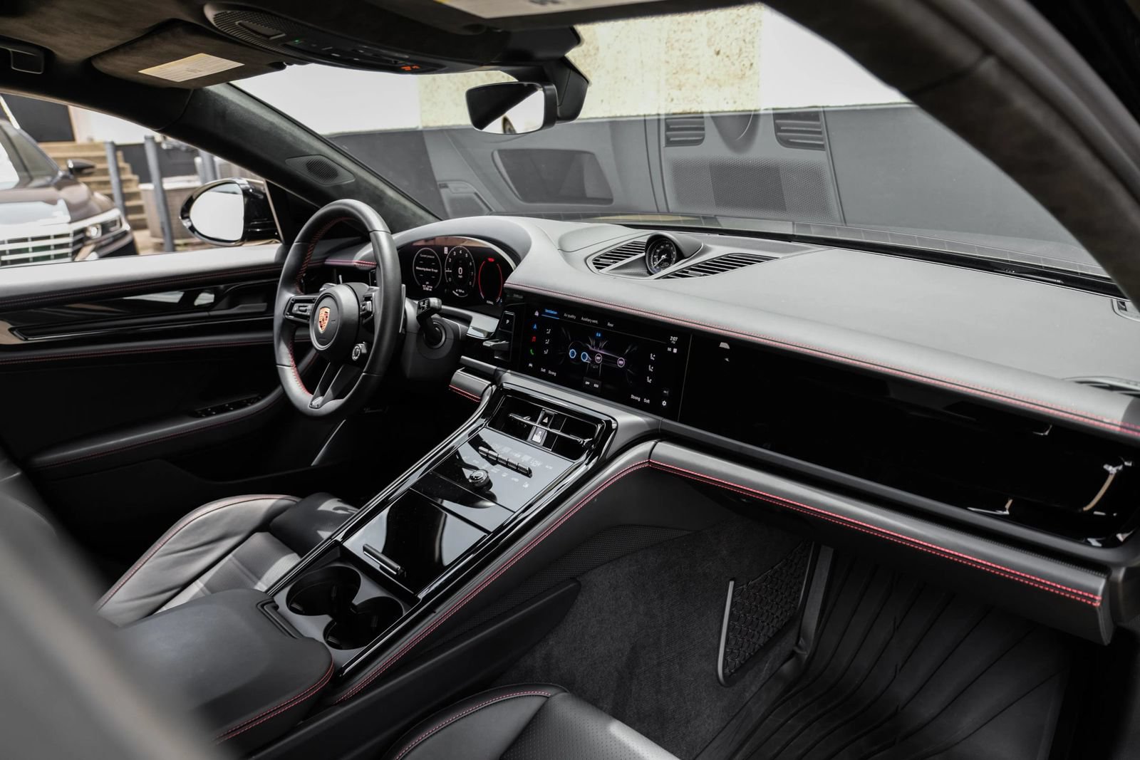 Used 2026 Porsche Panamera GTS AWD/4WD image 12