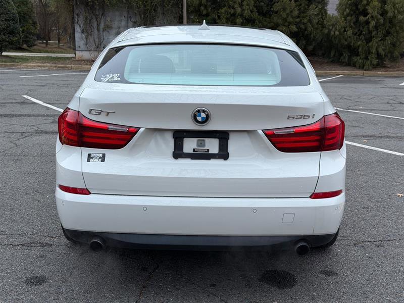 Used 2017 BMW 535i Gran Turismo image 7