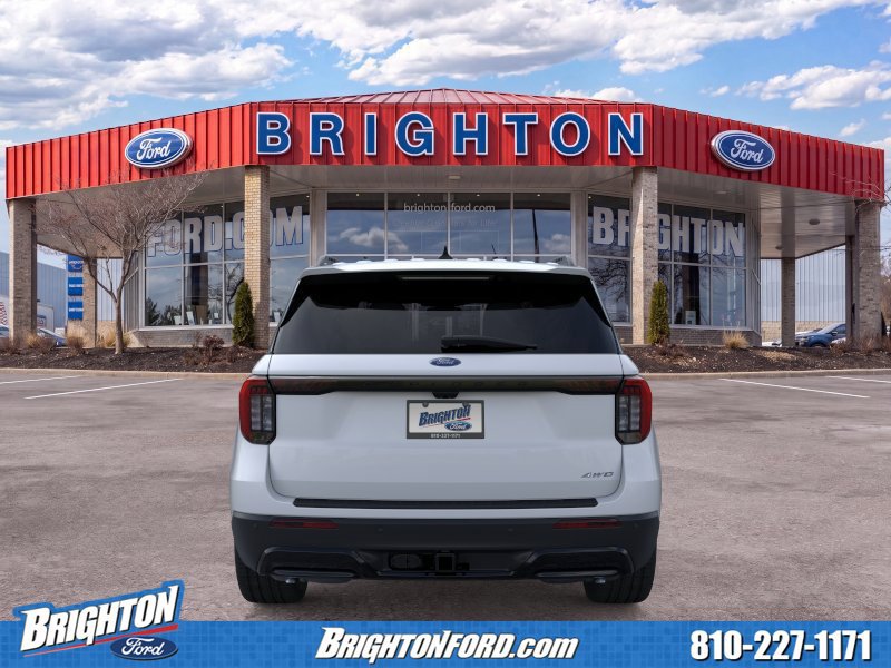 New 2026 Ford Explorer ST-Line w/ ST-Line Street Pack AWD/4WD image 8