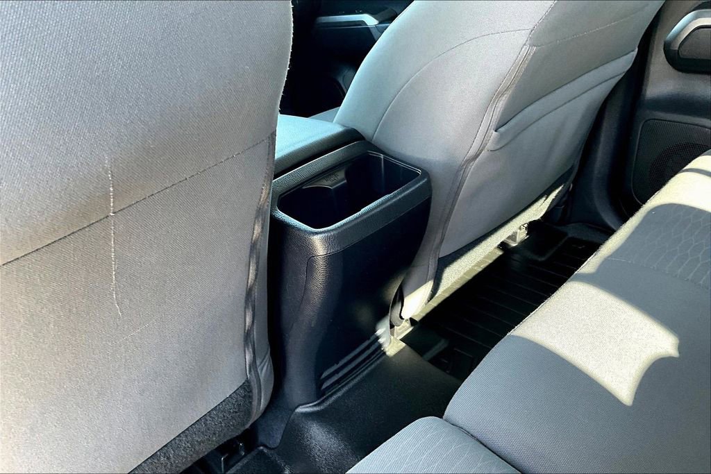 Used 2018 Toyota Tacoma SR5 RWD image 32