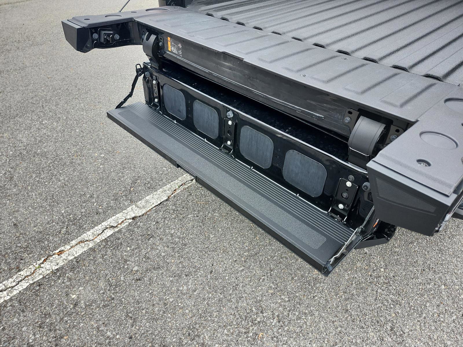 Used 2021 GMC Sierra 1500 Denali w/ Denali Ultimate Package image 12