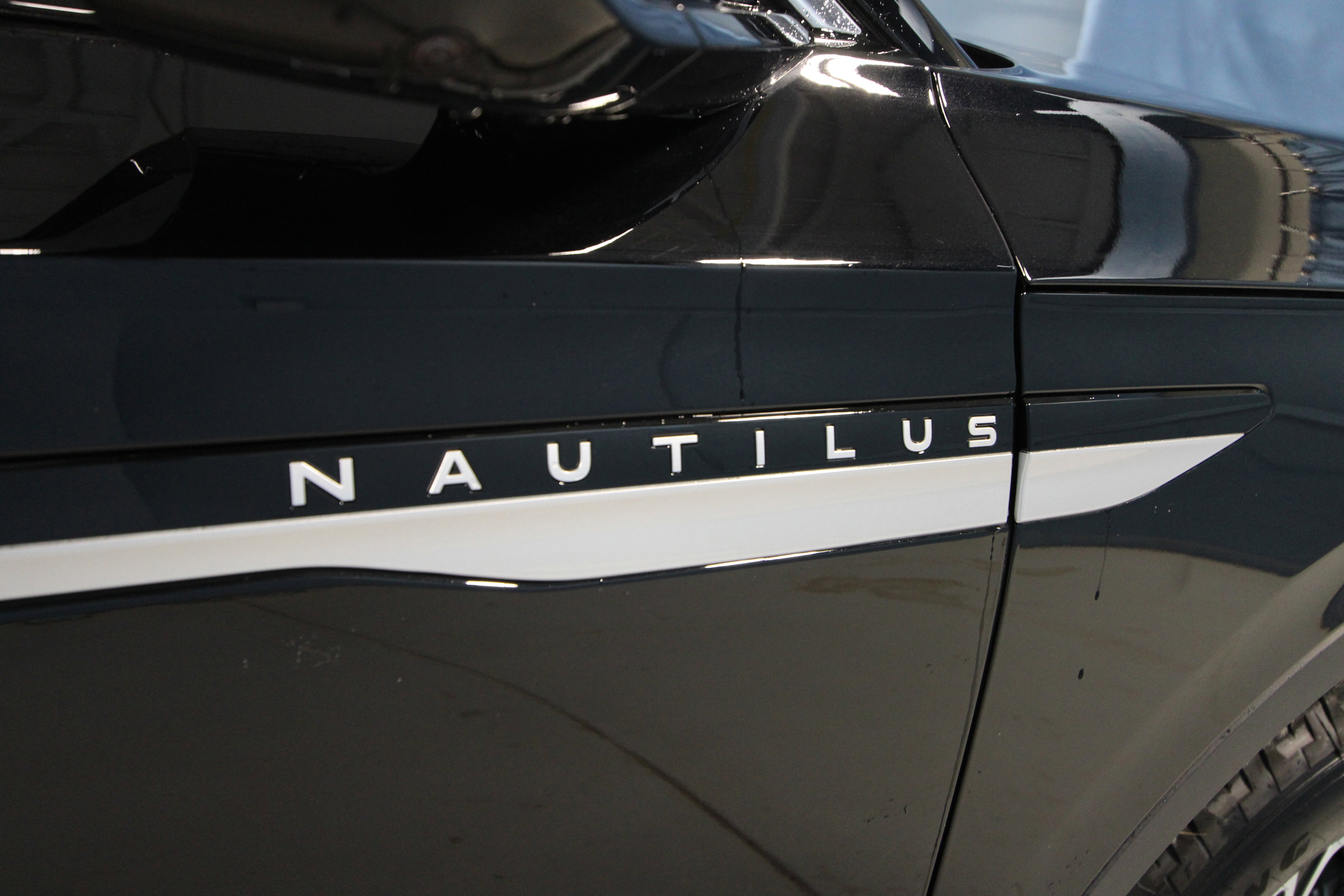 New 2026 Lincoln Nautilus Premier image 39