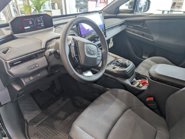 New 2026 Toyota C-HR AWD/4WD image 13