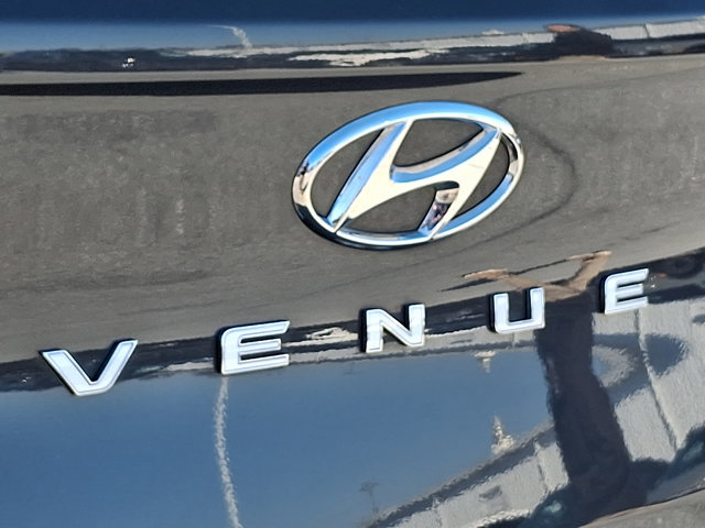 Used 2023 Hyundai Venue SEL image 30