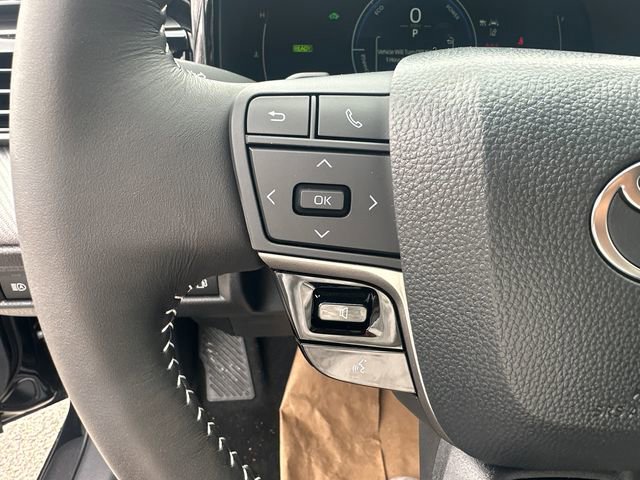 New 2026 Toyota Camry SE image 19