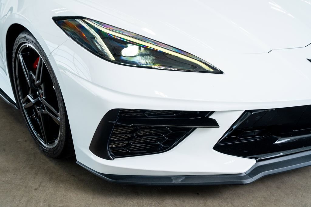 Used 2022 Chevrolet Corvette Stingray Coupe w/ Z51 Performance Package image 18