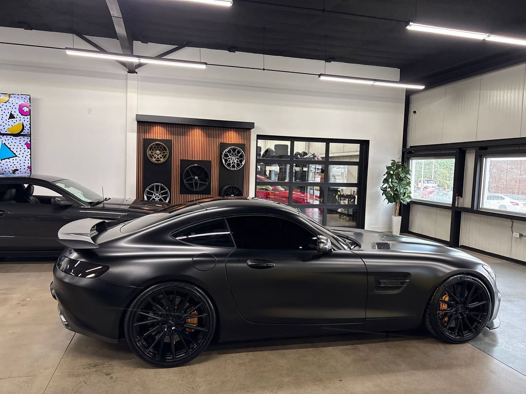Used 2016 Mercedes-Benz AMG GT S w/ Exclusive Interior Package image 16