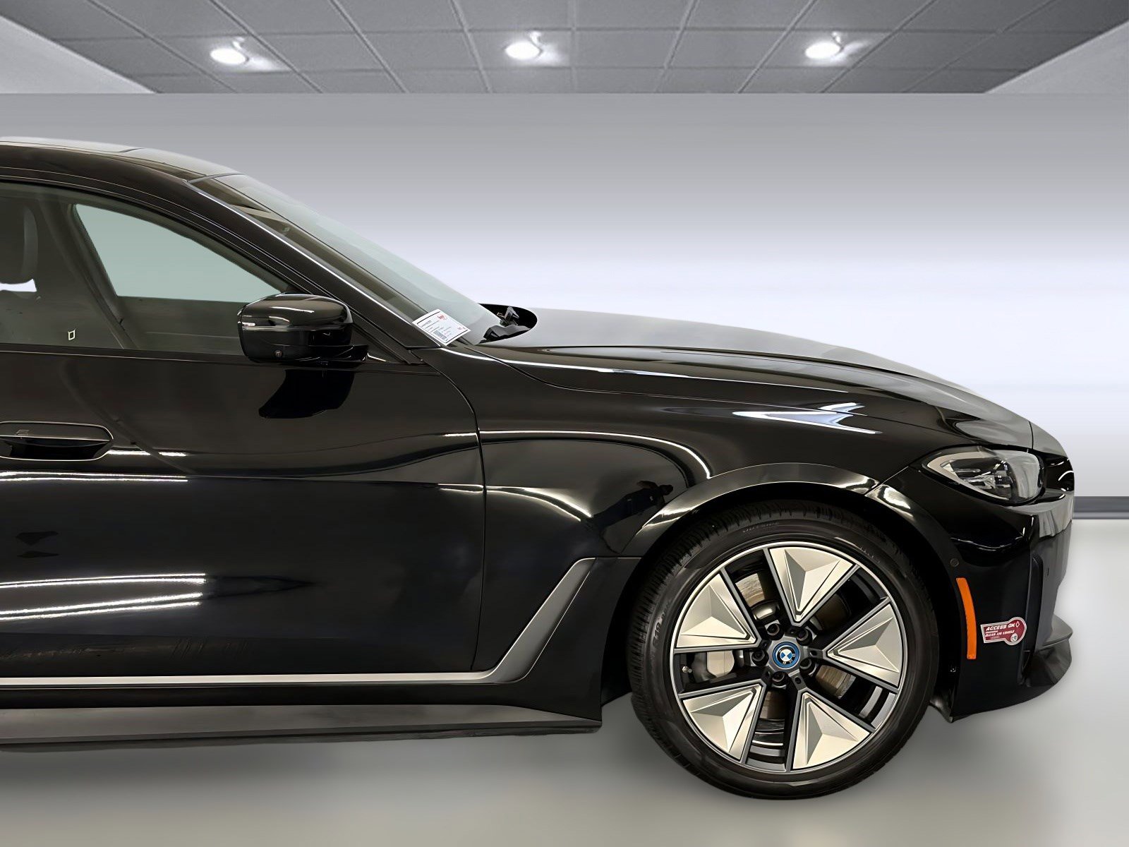 Used 2023 BMW i4 eDrive35 w/ Premium Package image 35