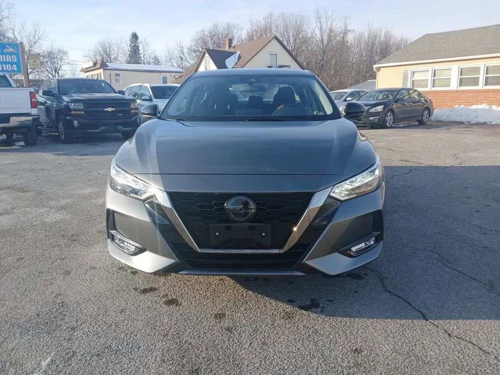Used 2022 Nissan Sentra SR image 2