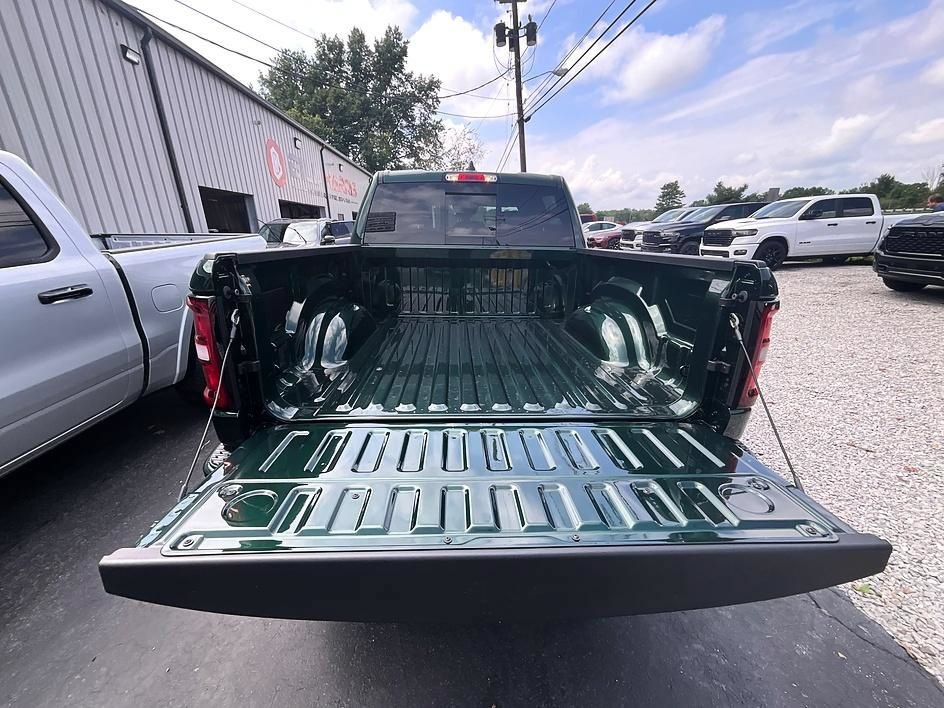 New 2026 RAM 1500 Big Horn w/ Night Edition AWD/4WD image 7
