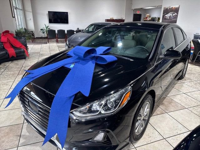 Used 2018 Hyundai Sonata SE w/ Winter Weather Package image 3