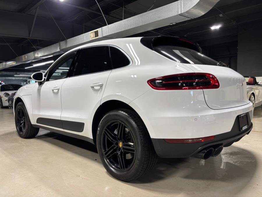 Used 2018 Porsche Macan S image 2