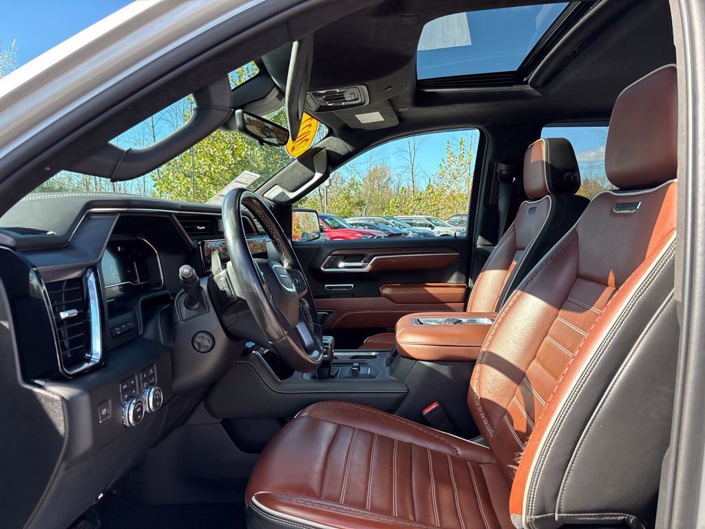 Used 2022 GMC Sierra 1500 Denali Ultimate AWD/4WD image 10