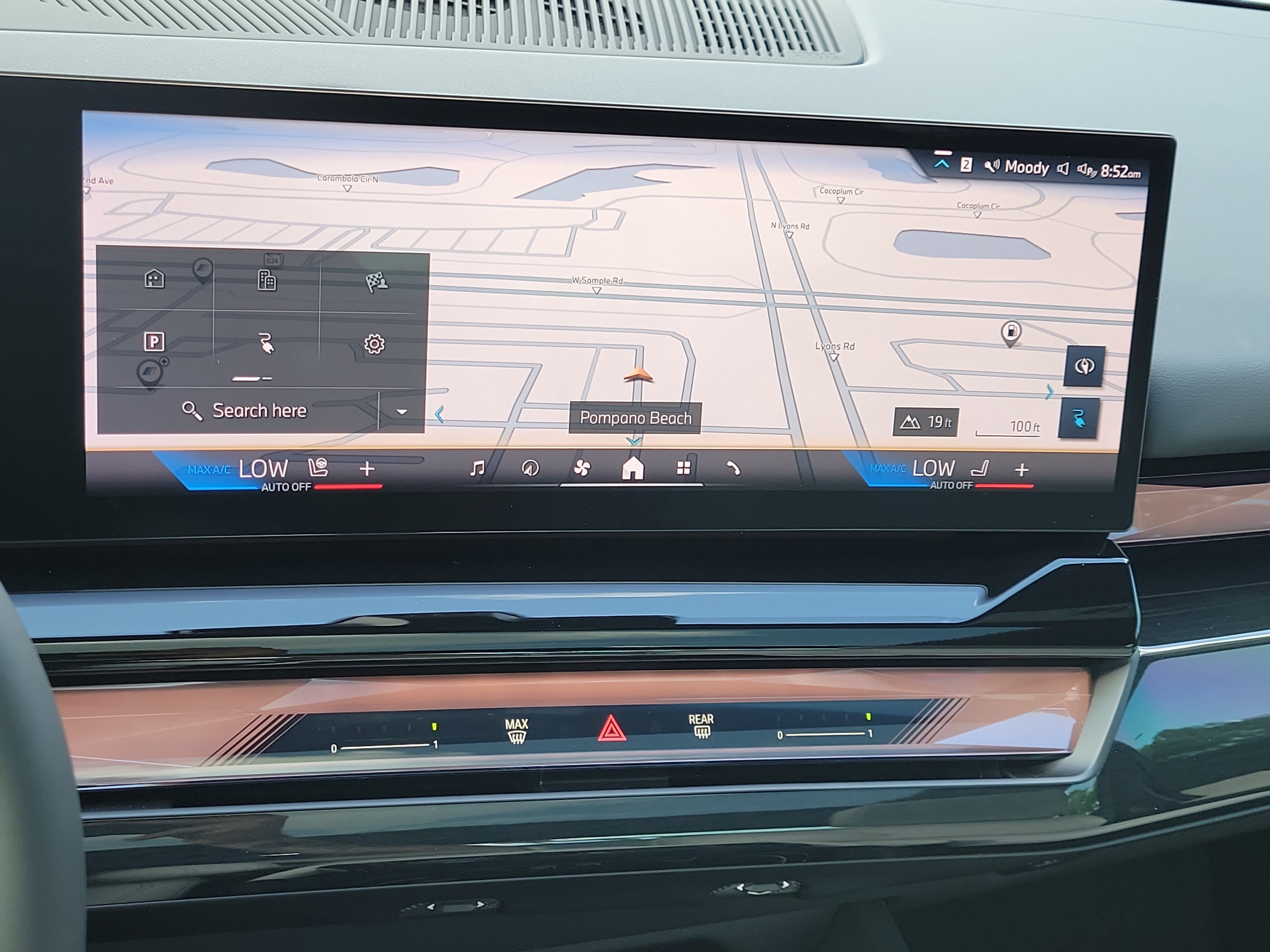 Used 2026 BMW i5 eDrive40 w/ Premium Package RWD image 28