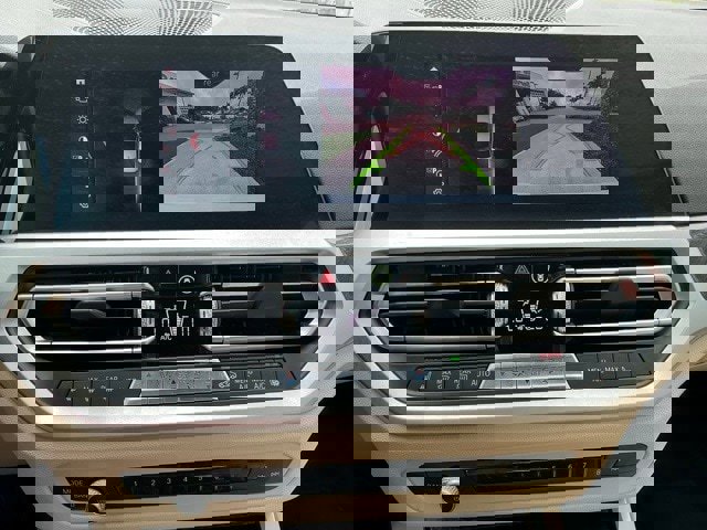Used 2020 BMW 330i xDrive Sedan w/ Driving Assistance Package image 37