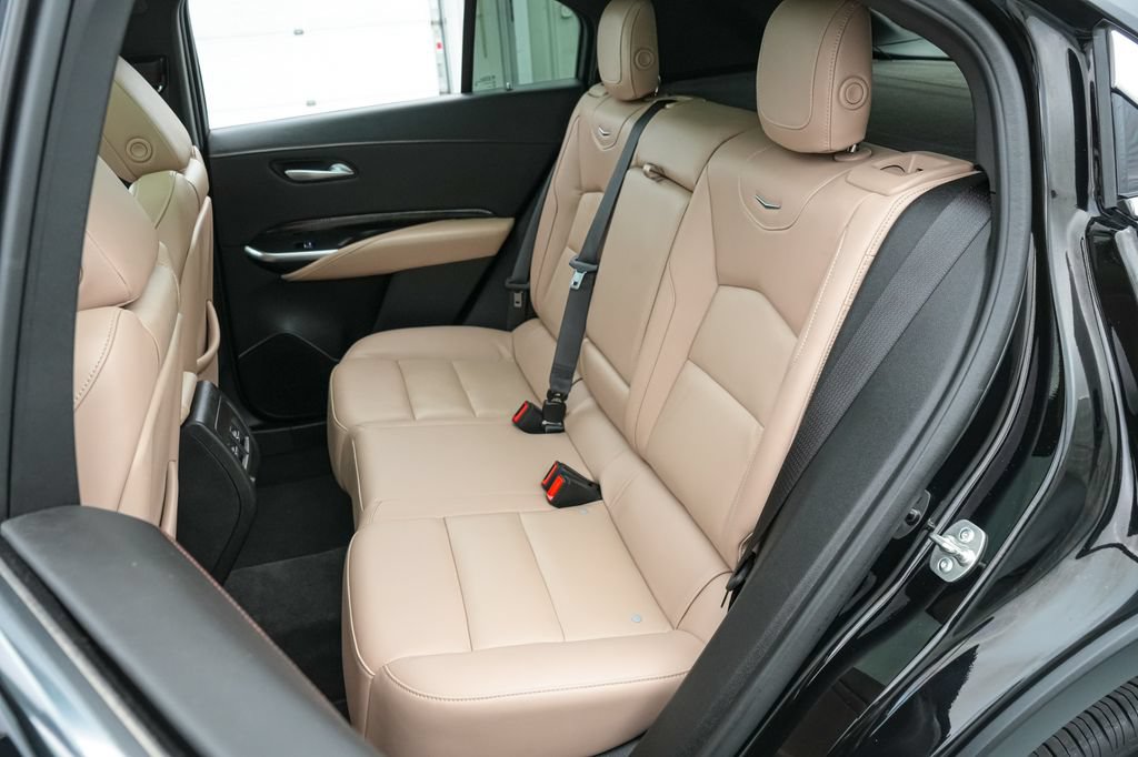 Used 2024 Cadillac XT4 Premium Luxury w/ Active Safety Package AWD/4WD image 23