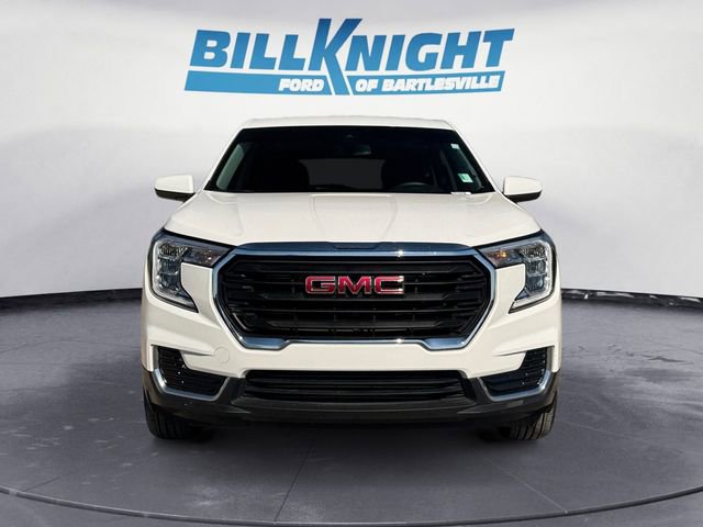 Used 2024 GMC Terrain SLE image 8