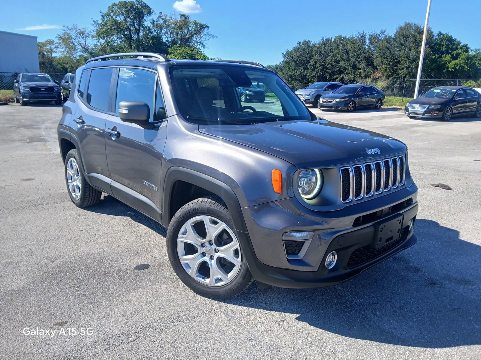 Used 2020 Jeep Renegade Limited w/ LED Lighting Group image 32