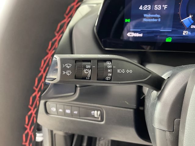 Certified 2026 Chevrolet Equinox EV RS FWD image 14
