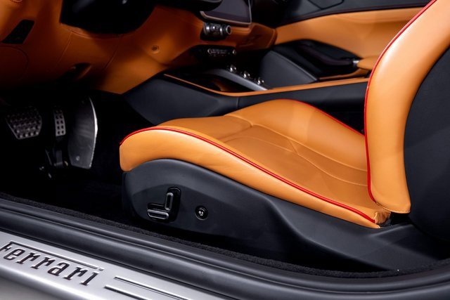 Used 2022 Ferrari Portofino M image 24