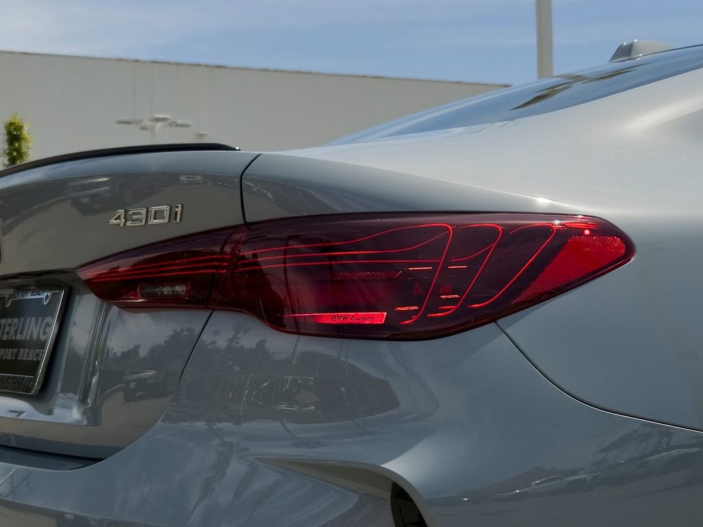 New 2026 BMW 430i Coupe w/ M Sport Package RWD image 4