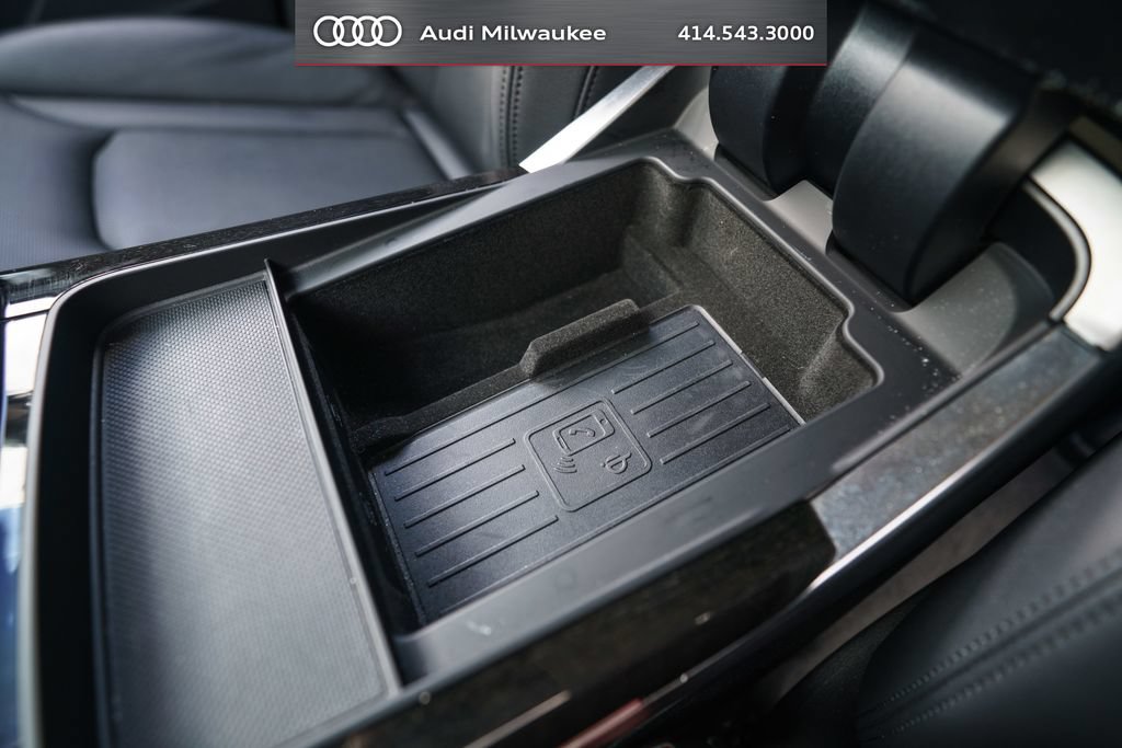 Used 2023 Audi Q7 3.0T Prestige w/ Prestige Package AWD/4WD image 30
