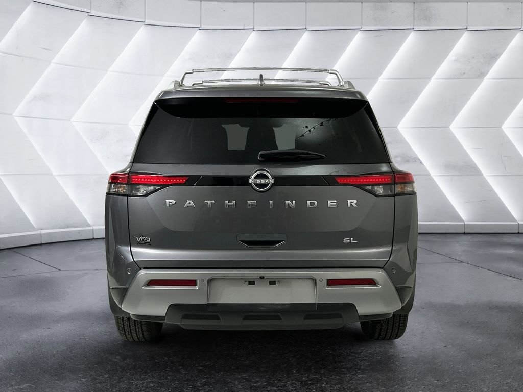 Used 2024 Nissan Pathfinder SL FWD image 5