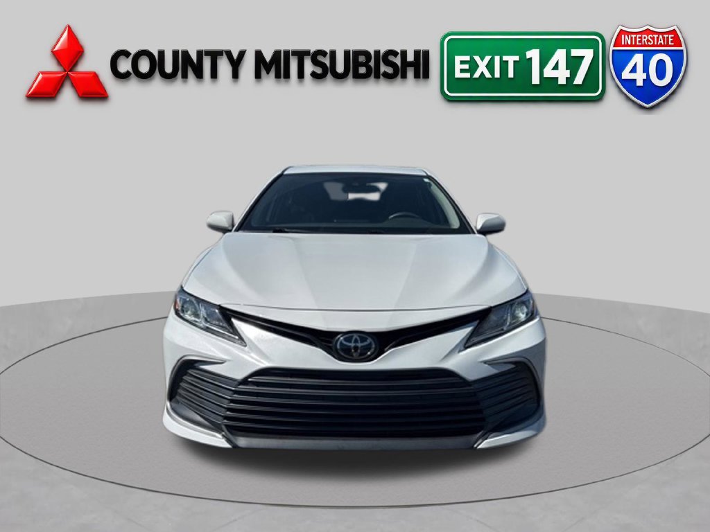 Used 2023 Toyota Camry LE FWD image 2