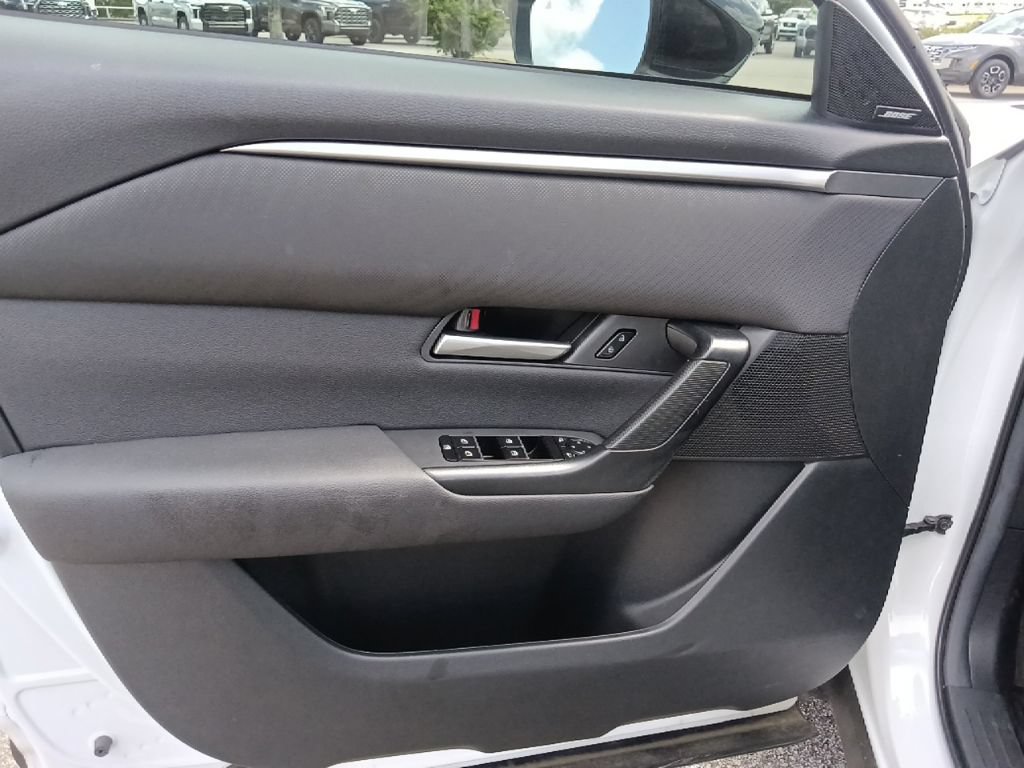 Used 2025 MAZDA CX-50 AWD 2.5 S w/ Weather Package image 11