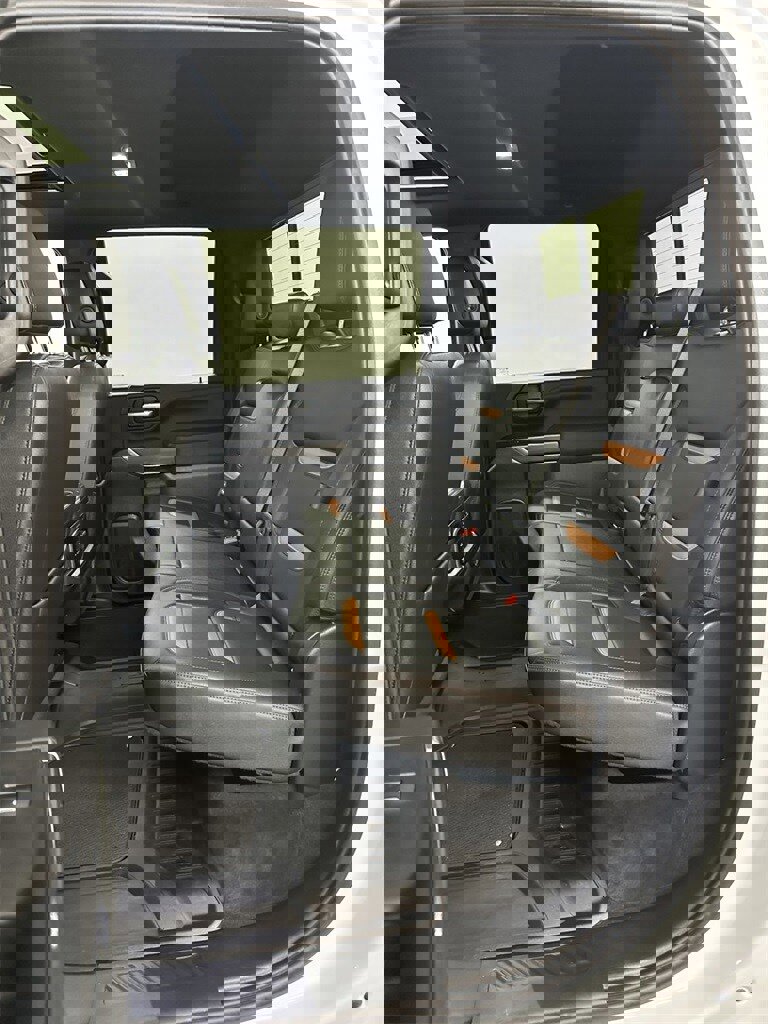 Used 2021 GMC Sierra 2500 AT4 w/ AT4 Premium Plus Package image 30