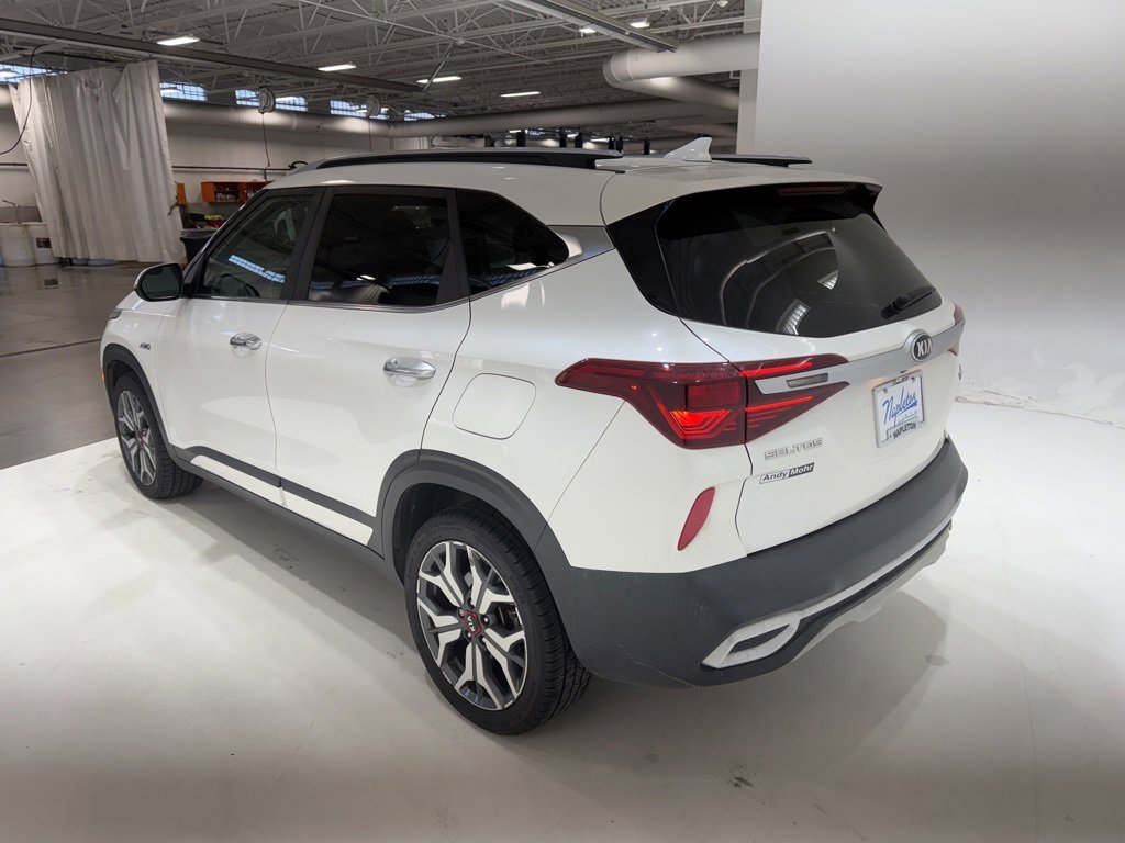 Used 2021 Kia Seltos SX w/ SX Sunroof Package image 5