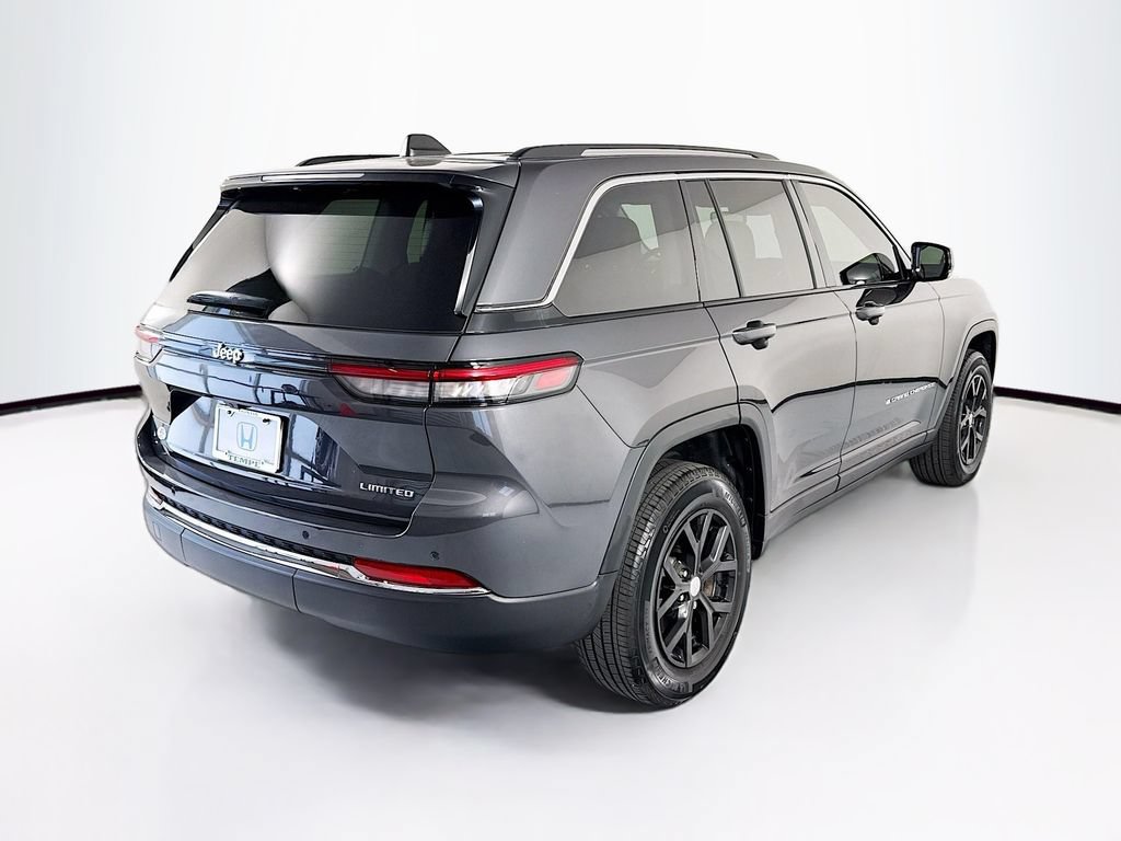 Used 2023 Jeep Grand Cherokee Limited RWD image 5