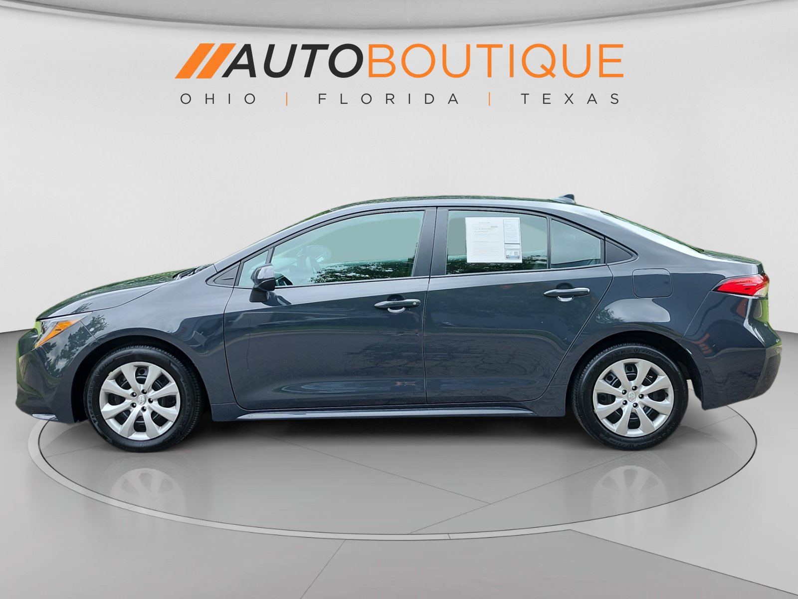 Used 2026 Toyota Corolla LE FWD image 5