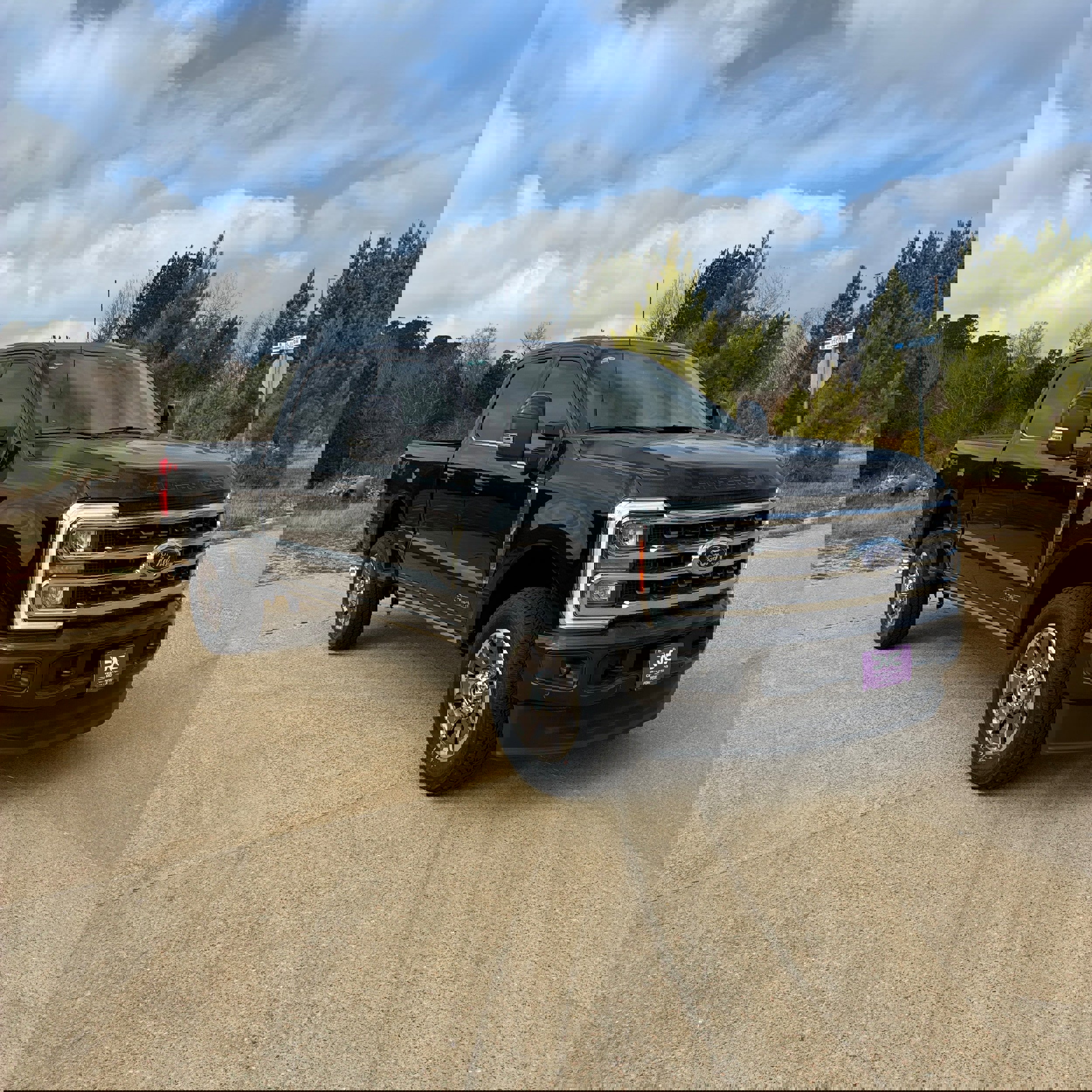 New 2025 Ford F350 King Ranch w/ FX4 Off-Road Package image 32